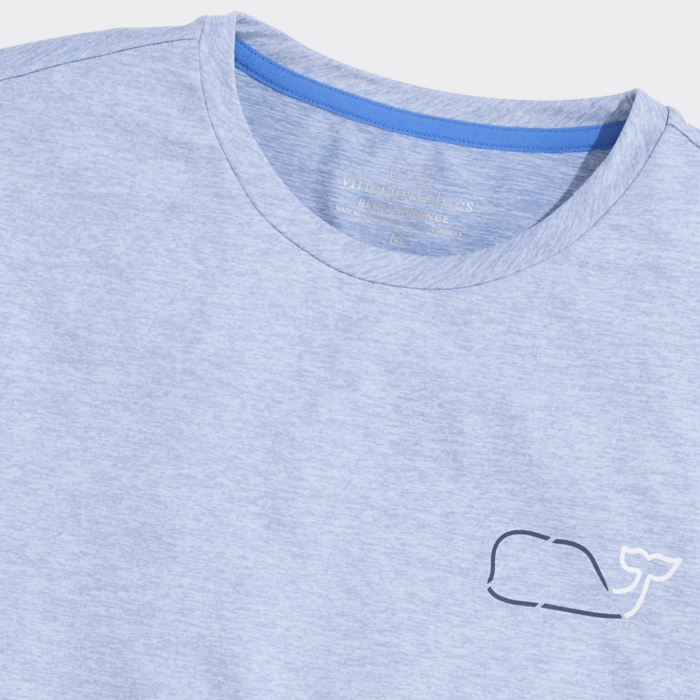 Camiseta Vineyard On-The-Go Whale Outline Harbor Performance Coastline - Imagen 4