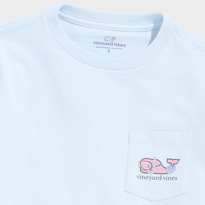 Camiseta M/C - Boys' Scuba Whale Short-Sleeve Pocket Tee Pale Sky - Imagen 4